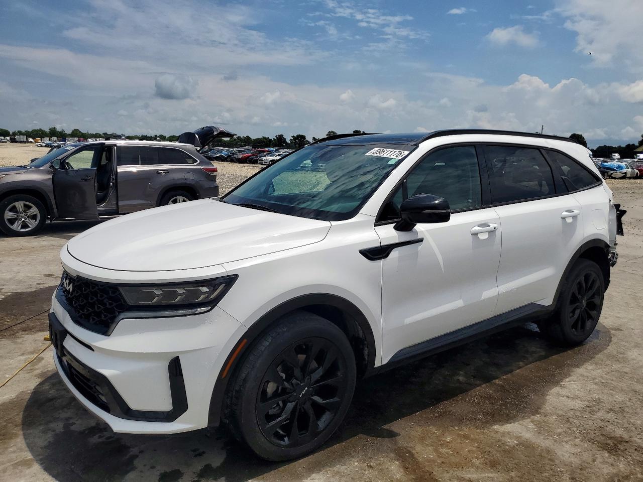 2023 KIA SORENTO SX