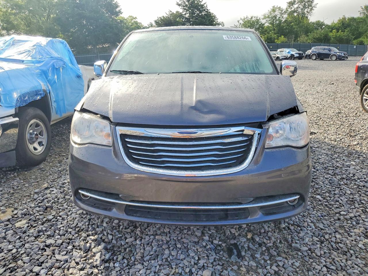 2015 CHRYSLER TOWN & COUNTRY TOURING L — снимка 5
