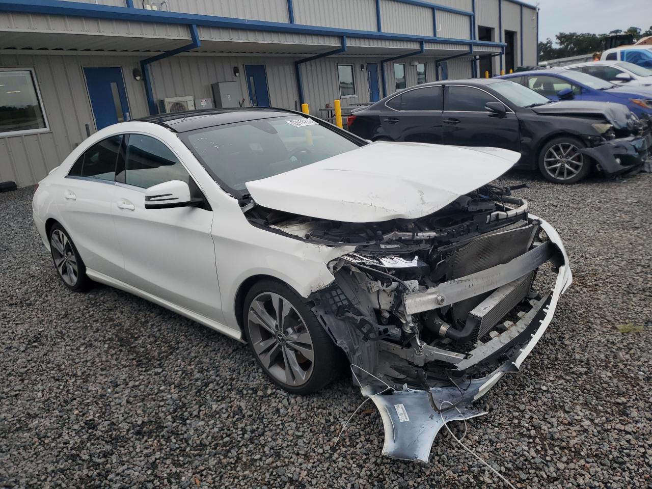 2019 MERCEDES-BENZ CLA 250 — снимка 4