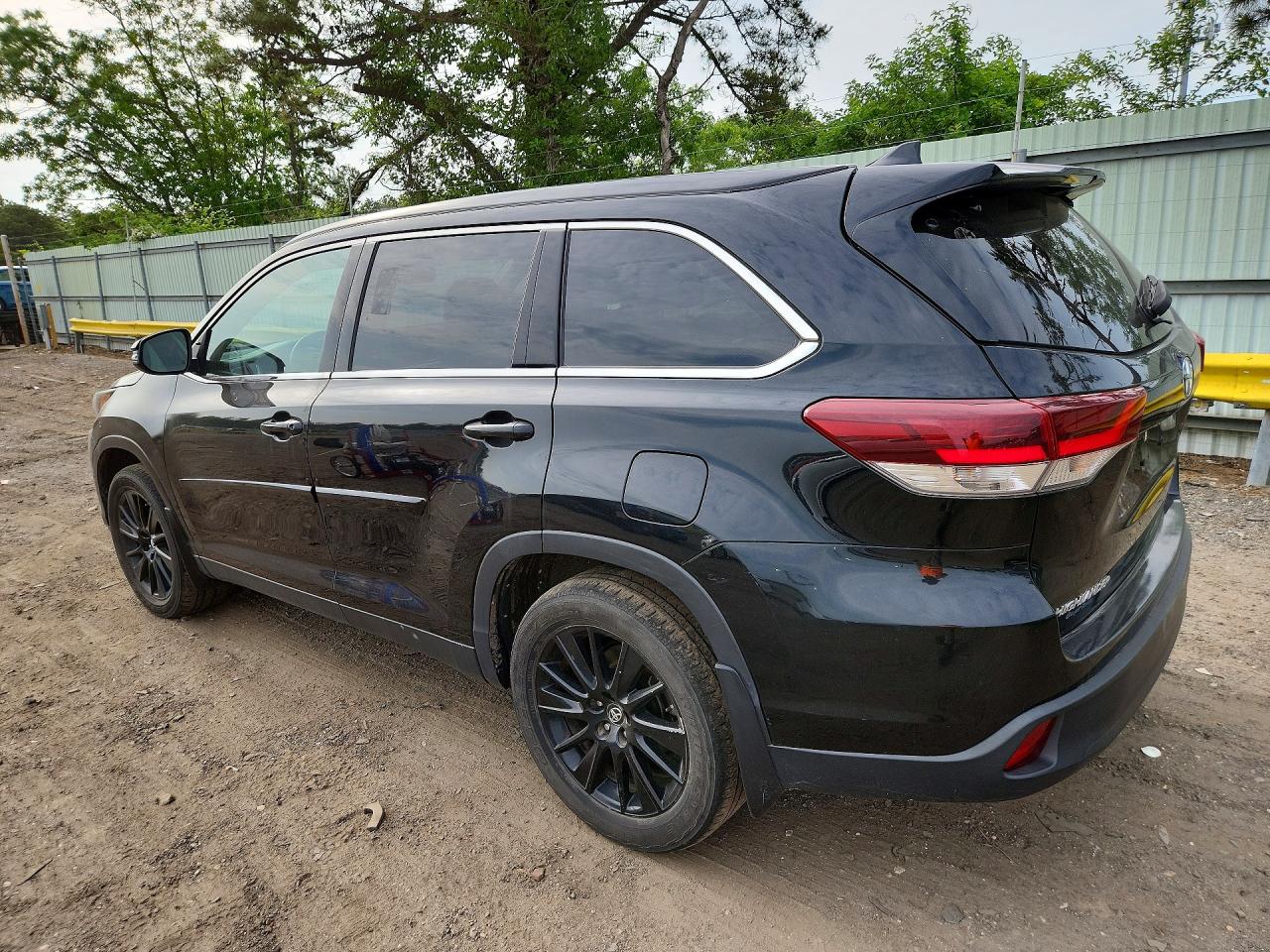 2019 TOYOTA HIGHLANDER SE — снимка 2