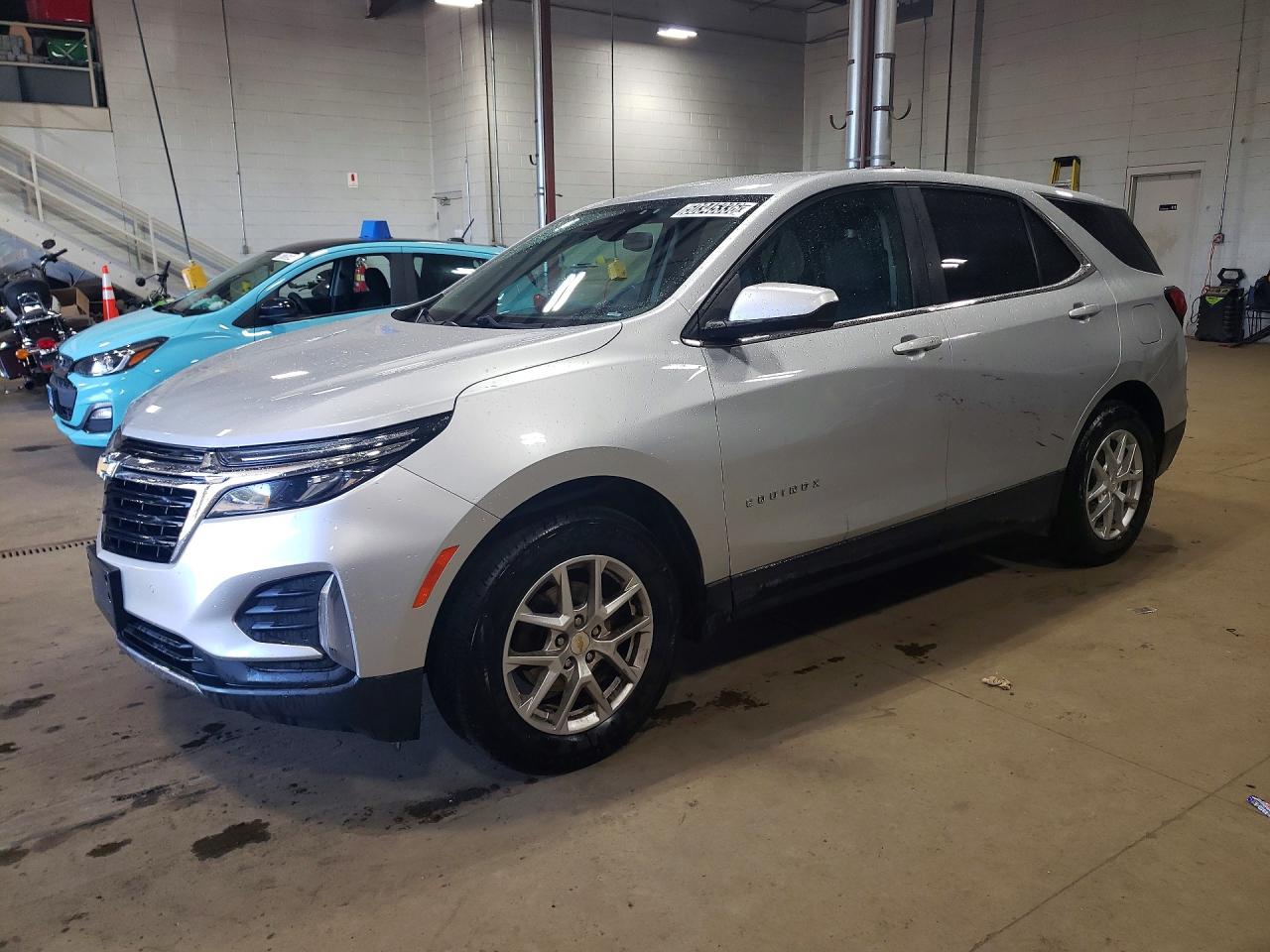 2022 CHEVROLET EQUINOX LT