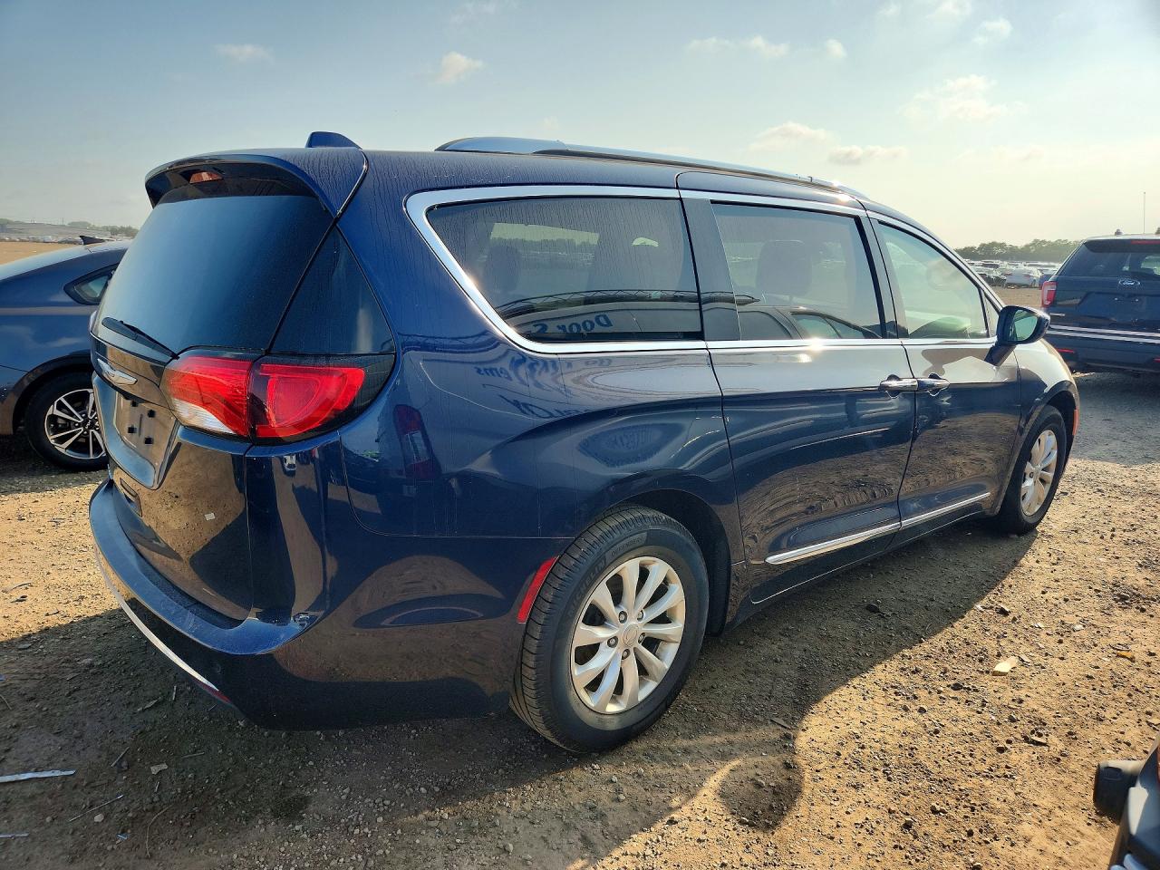 2018 CHRYSLER PACIFICA TOURING L — снимка 3