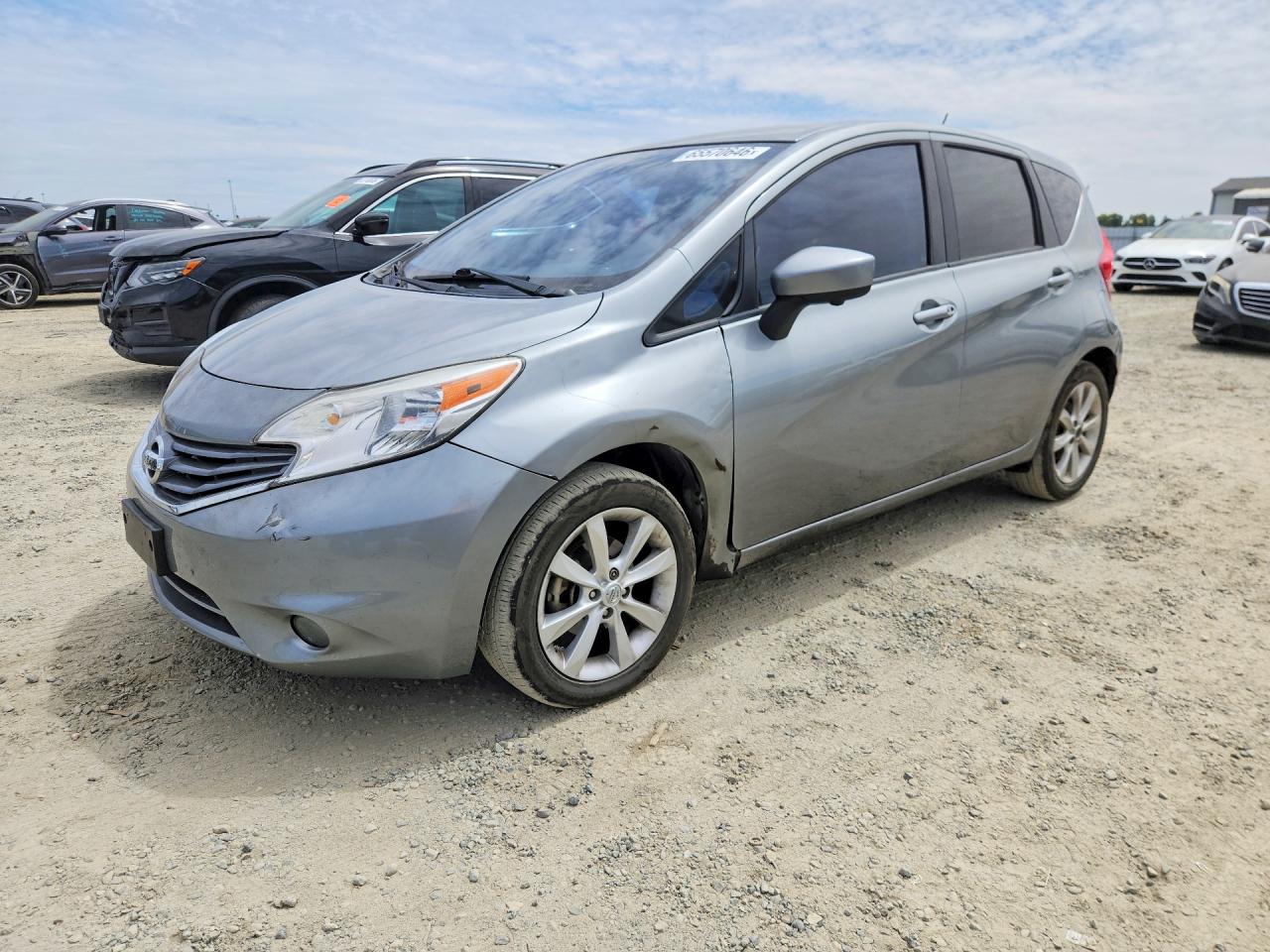2015 NISSAN VERSA NOTE SL