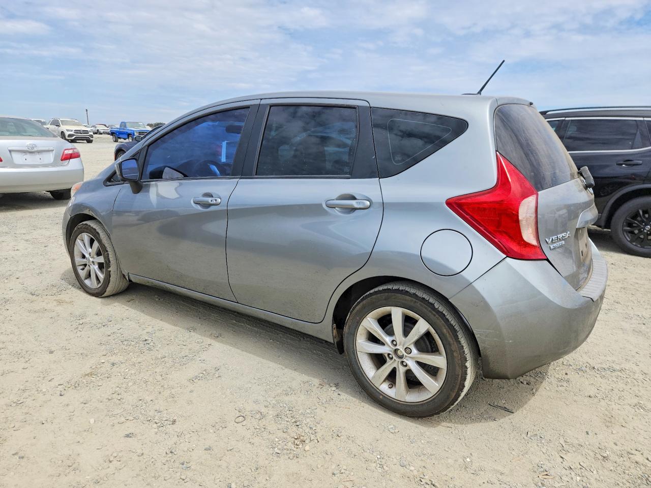 2015 NISSAN VERSA NOTE SL — снимка 2