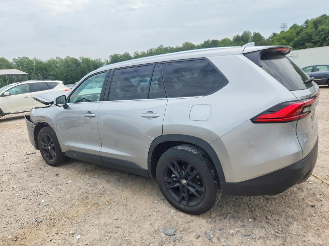 2024 TOYOTA GRAND HIGHLANDER LIMITED — снимка 2