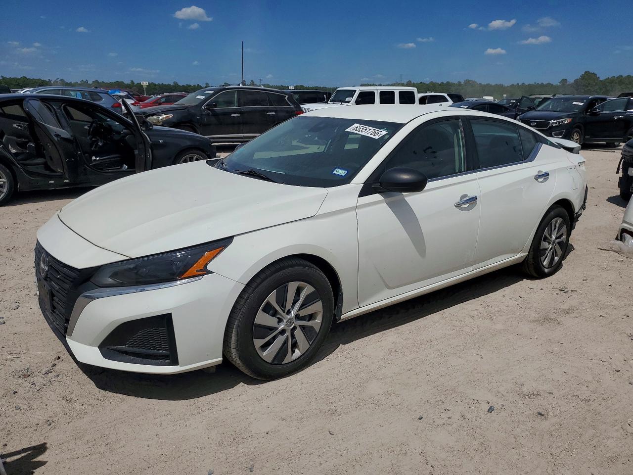 2024 NISSAN ALTIMA S