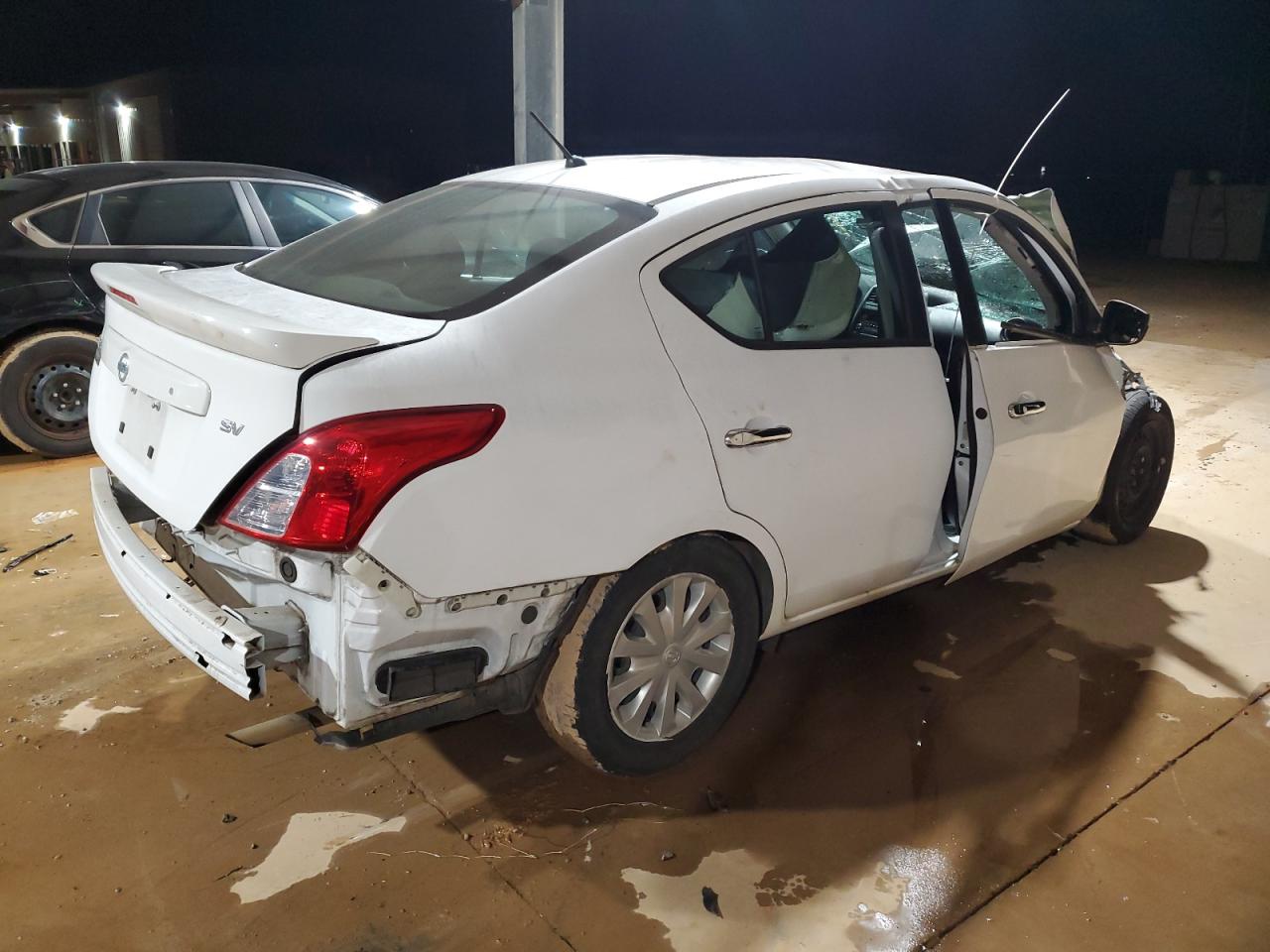 2017 NISSAN VERSA S — снимка 3