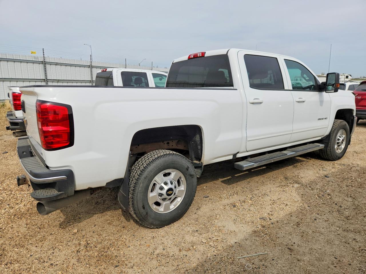 2019 CHEVROLET SILVERADO K2500 HEAVY DUTY LT — снимка 3