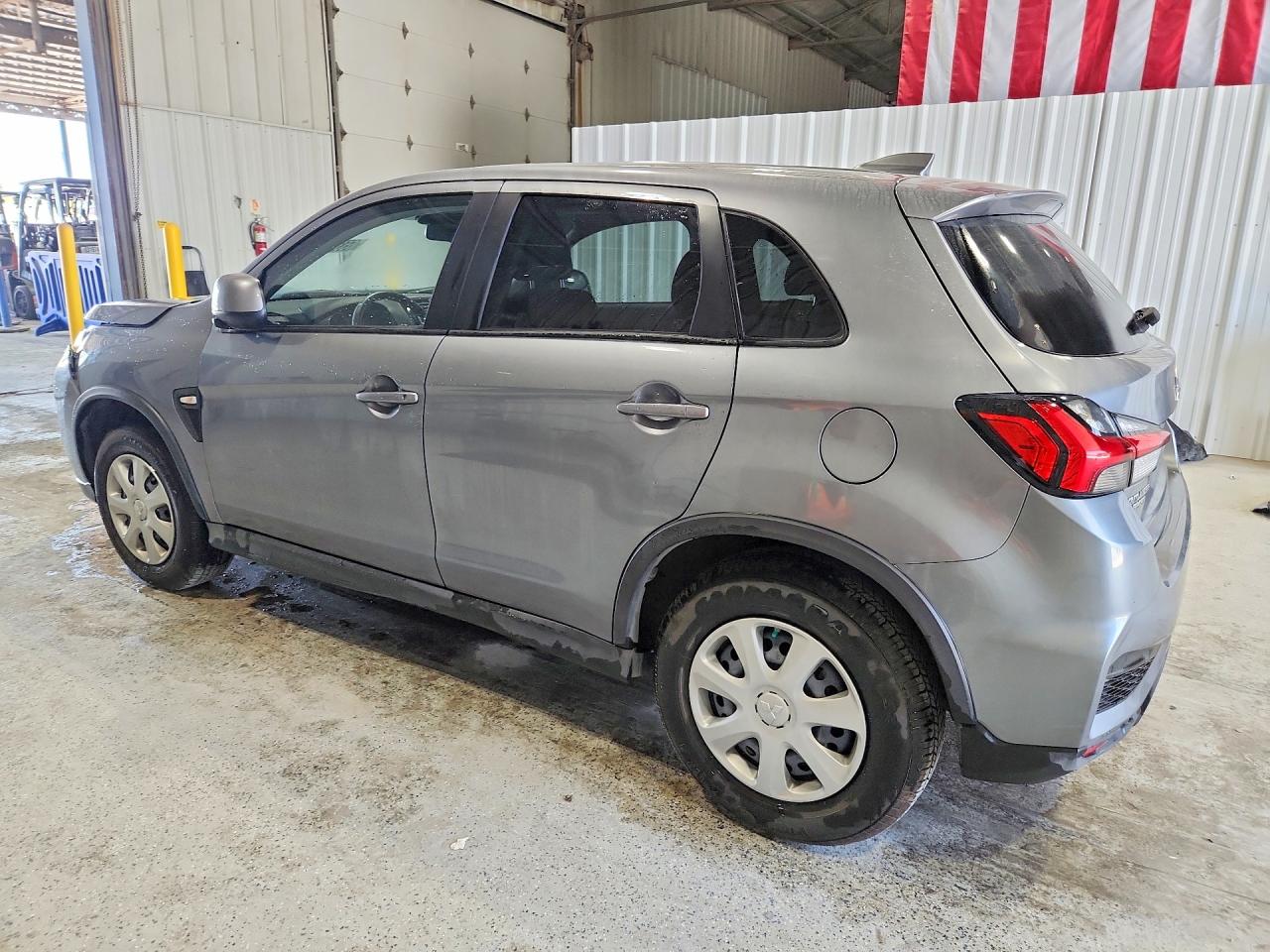 2026 MITSUBISHI OUTLANDER SPORT S/SE — снимка 2