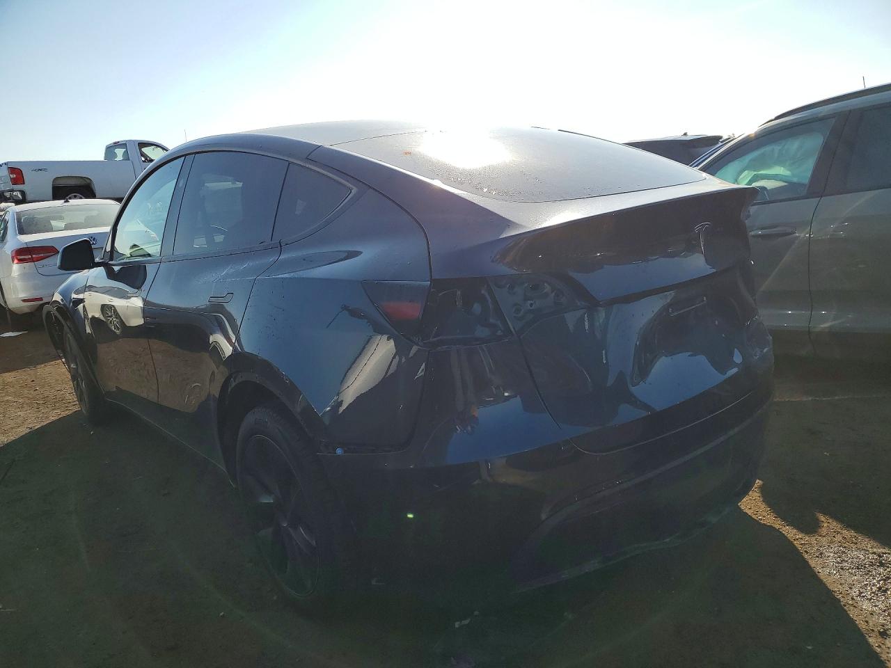 2024 TESLA MODEL Y — снимка 2