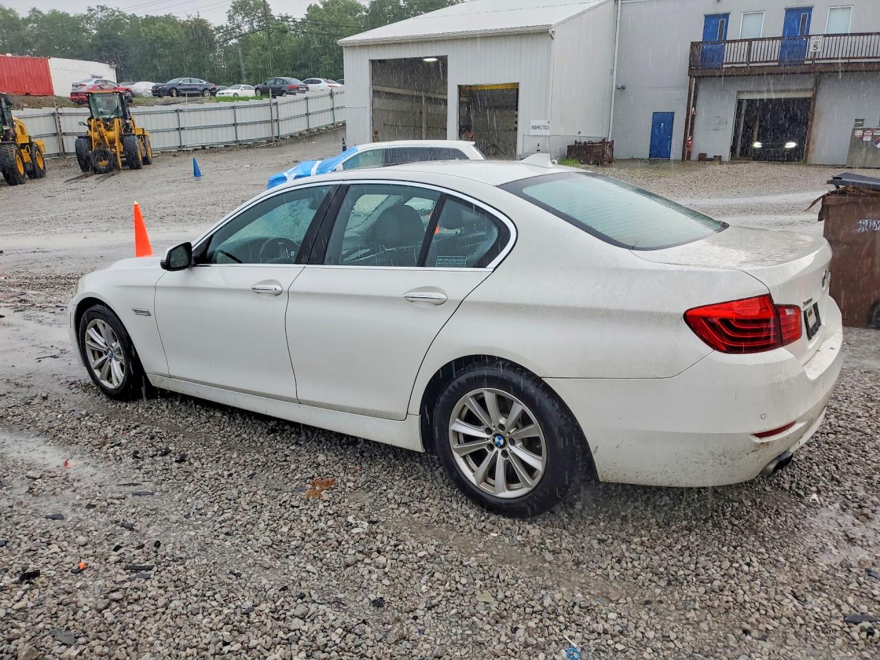 2015 BMW 528 XI — снимка 2