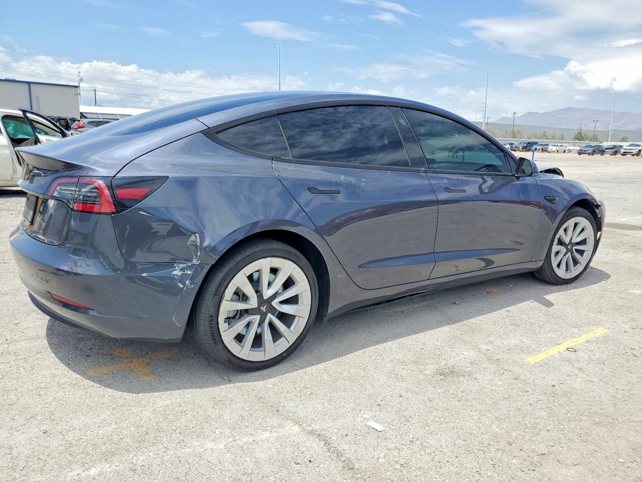 2022 TESLA MODEL 3 — снимка 3