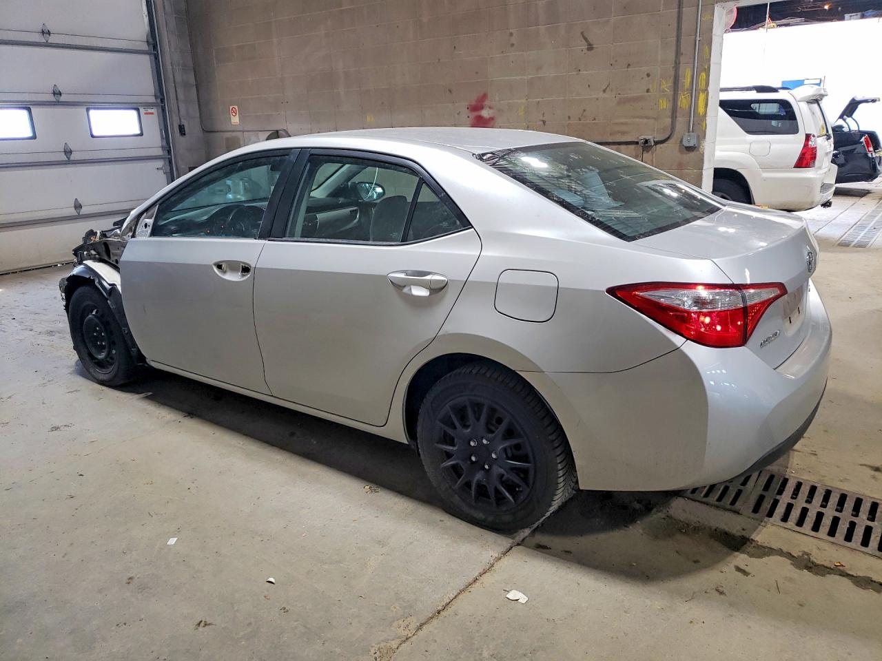 2015 TOYOTA COROLLA LE — снимка 2