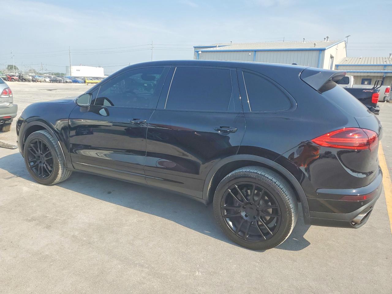 2016 PORSCHE CAYENNE — снимка 2