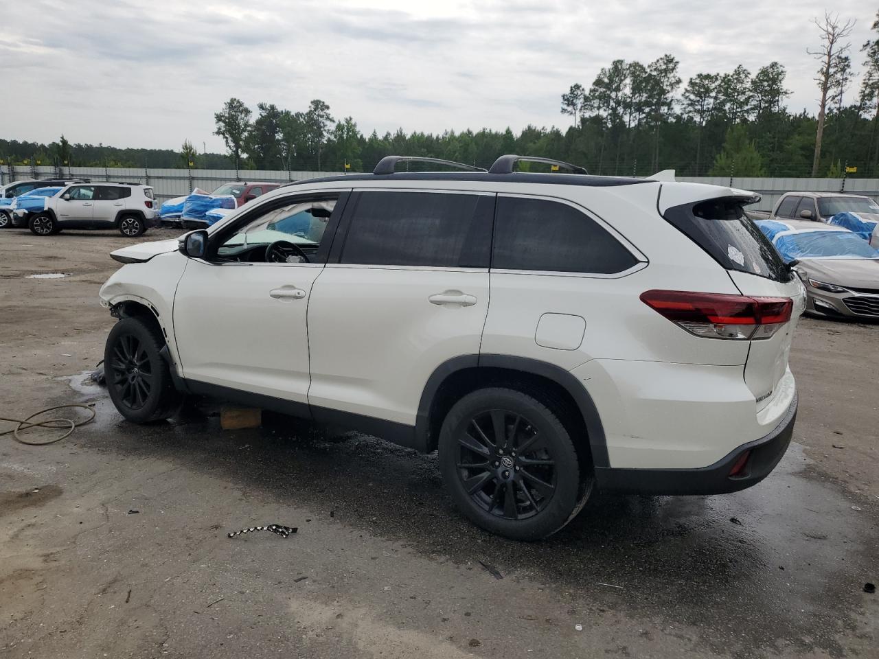 2019 TOYOTA HIGHLANDER SE — снимка 2