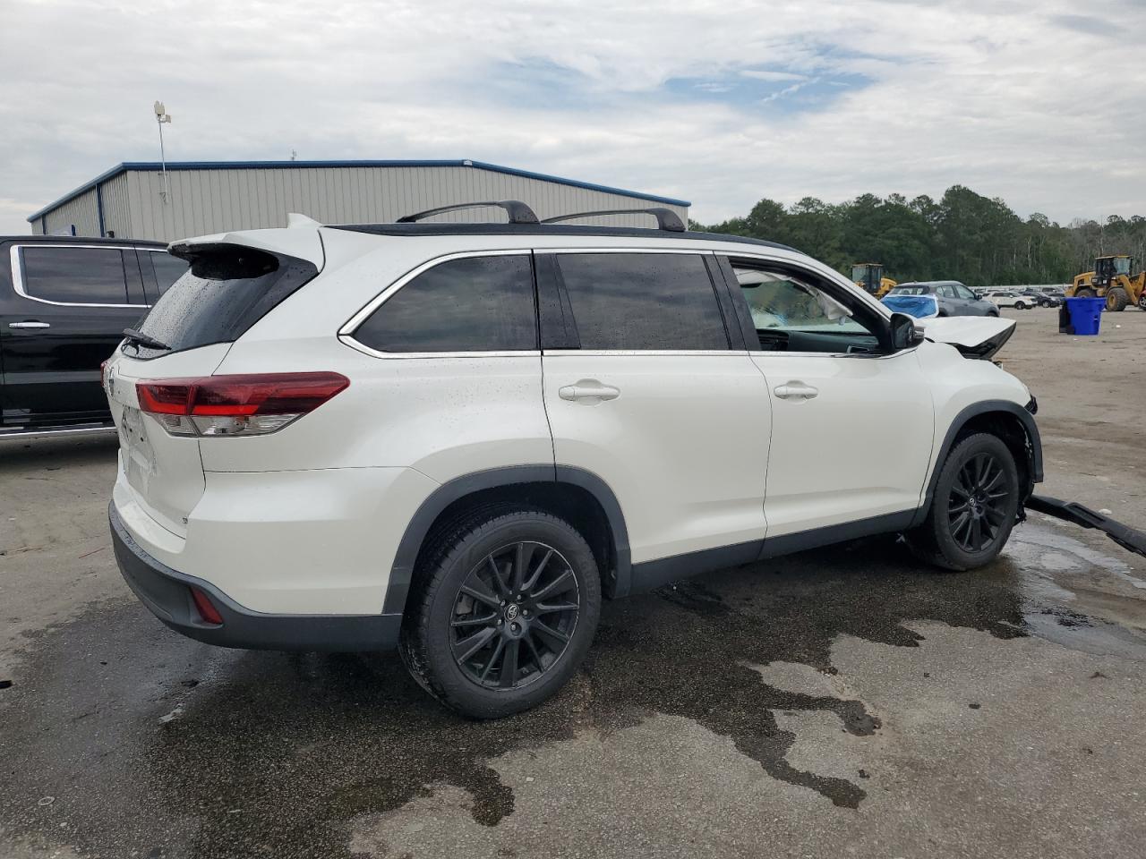 2019 TOYOTA HIGHLANDER SE — снимка 3