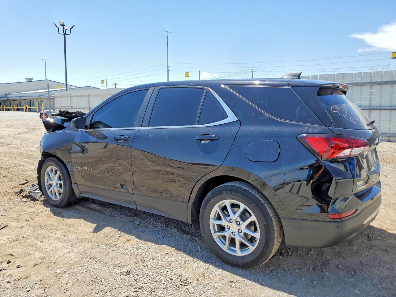 2023 CHEVROLET EQUINOX LT — снимка 2