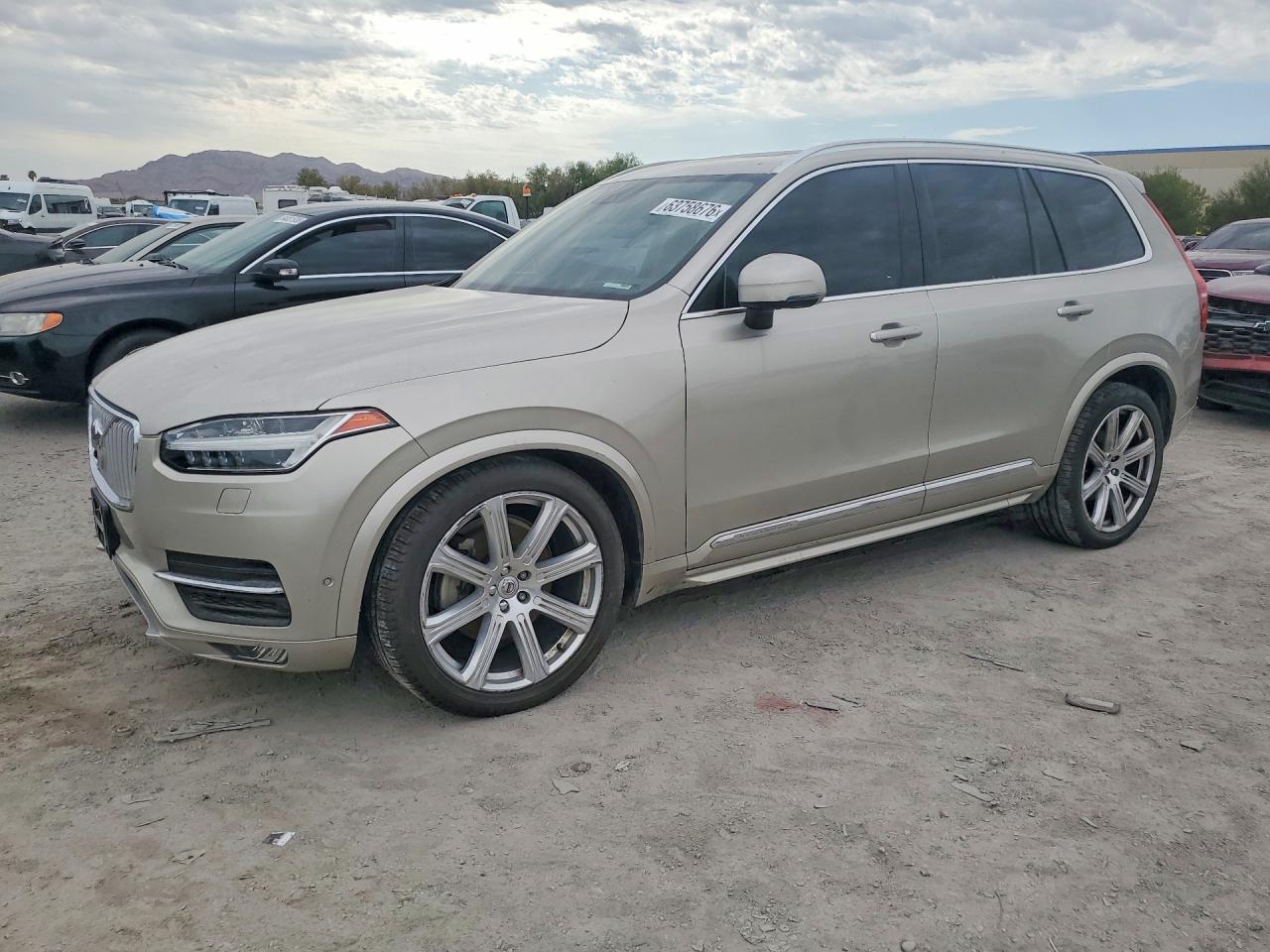 2018 VOLVO XC90 T6