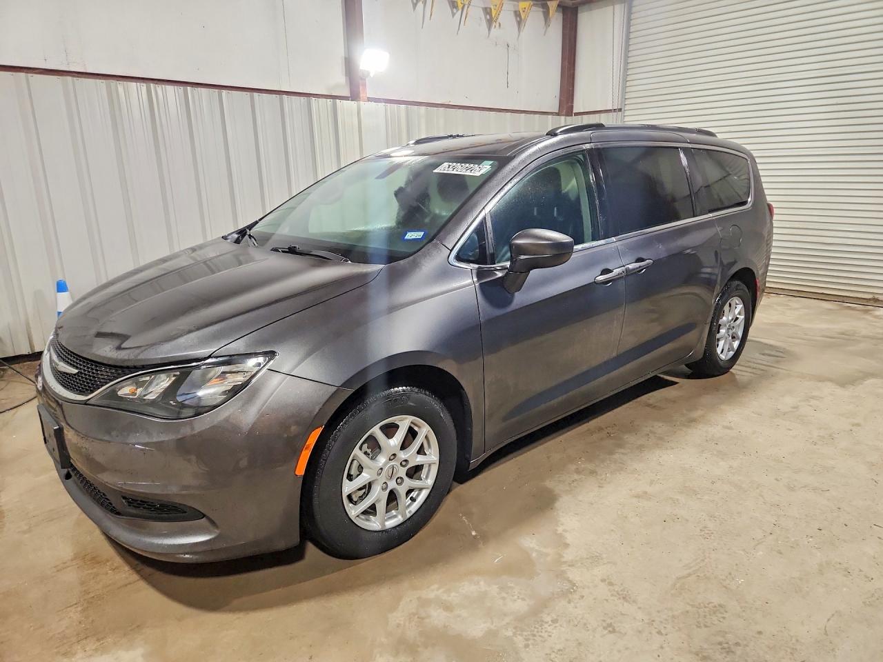 2021 CHRYSLER VOYAGER LXI