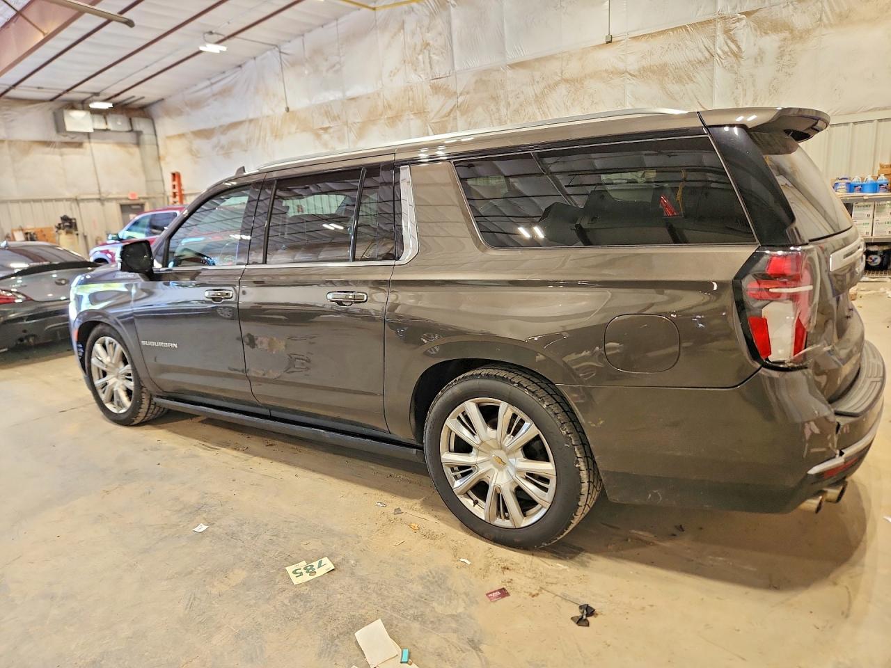 2021 CHEVROLET SUBURBAN K1500 HIGH COUNTRY — снимка 2