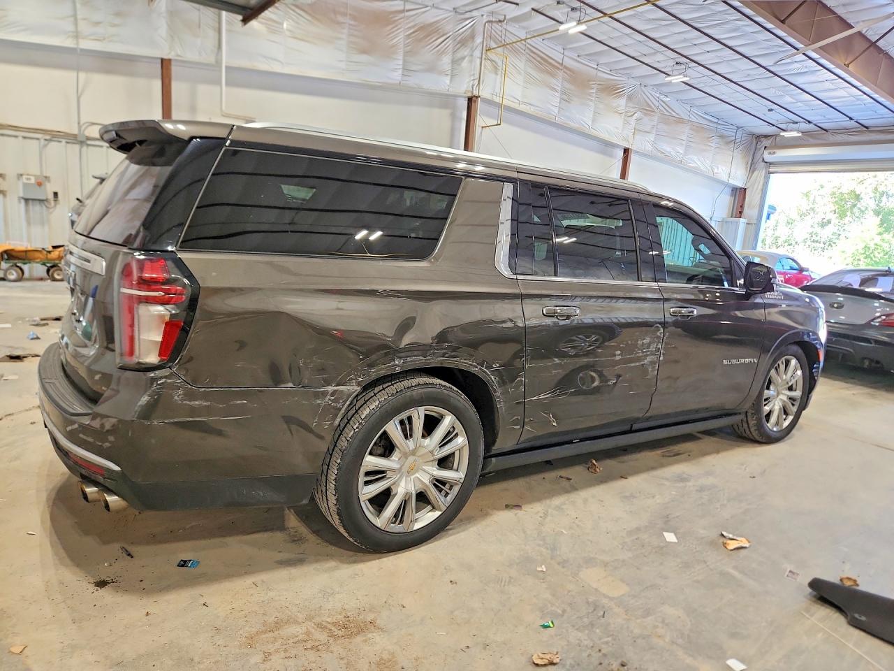 2021 CHEVROLET SUBURBAN K1500 HIGH COUNTRY — снимка 3
