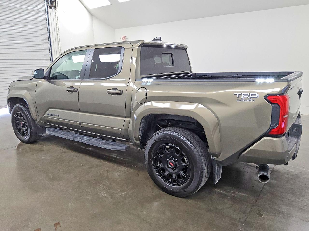 2024 TOYOTA TACOMA TRD SPORT — снимка 2