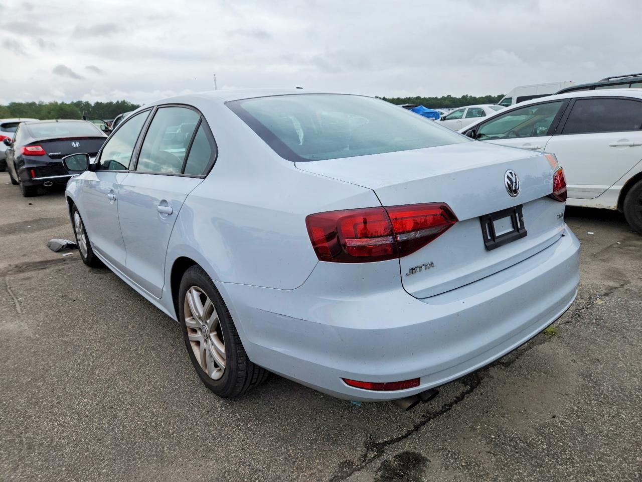 2018 VOLKSWAGEN JETTA S — снимка 2