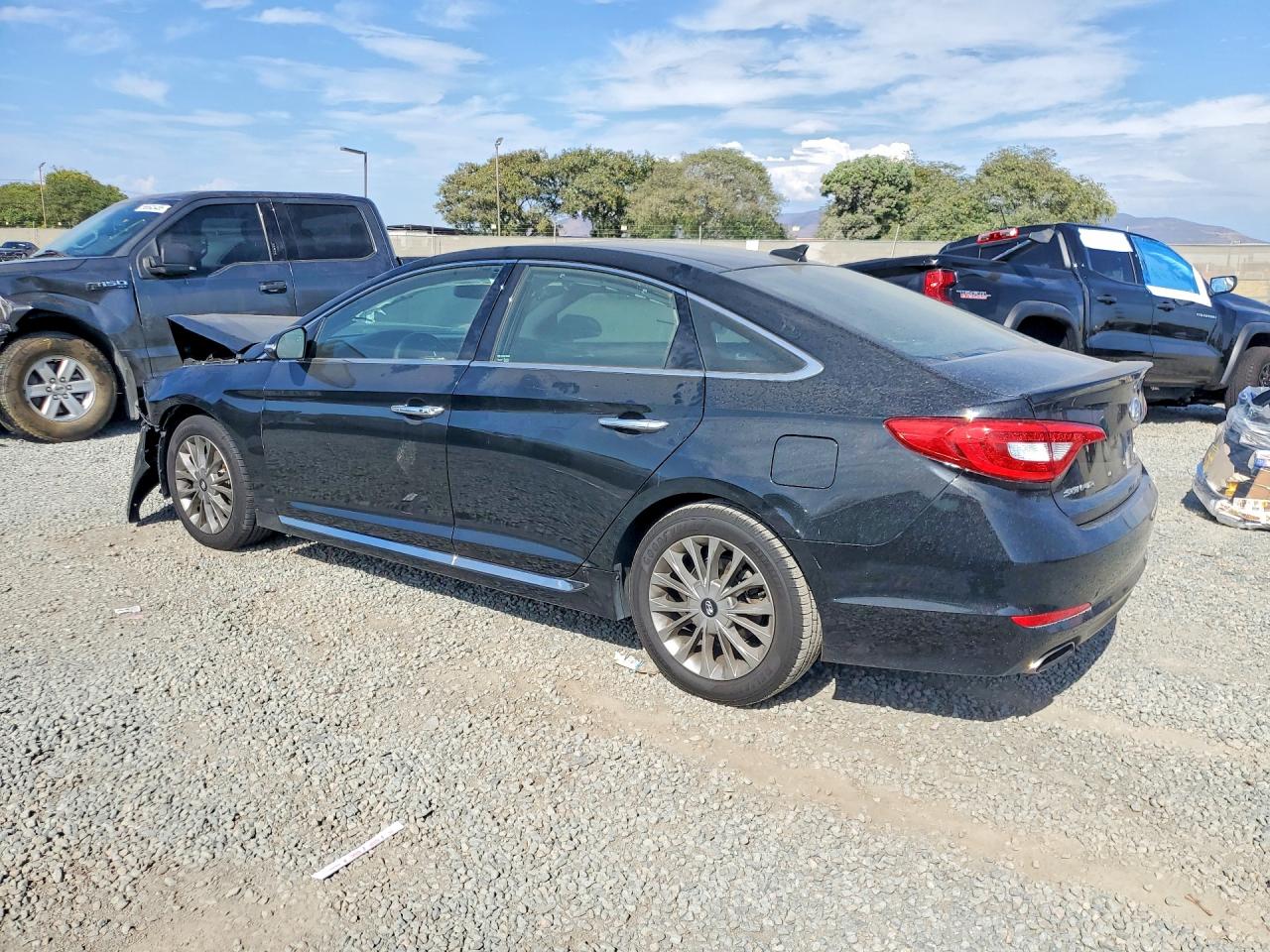 2015 HYUNDAI SONATA LIMITED — снимка 2