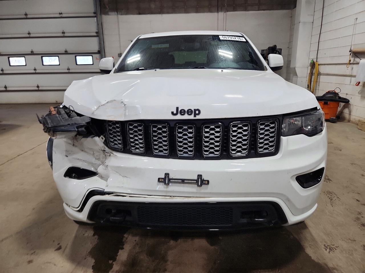 2020 JEEP GRAND CHEROKEE LAREDO — снимка 5