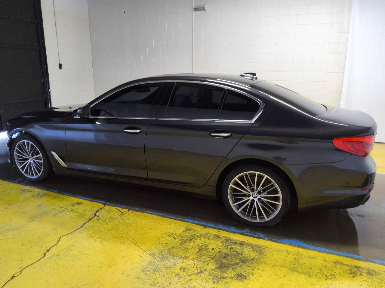 2017 BMW 540 XI — снимка 2
