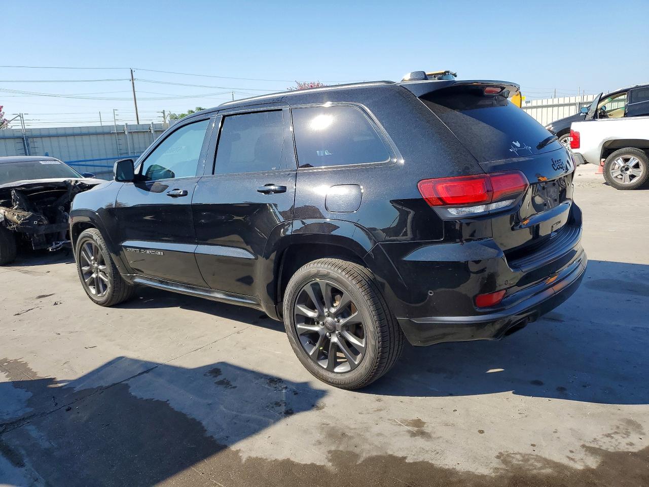 2018 JEEP GRAND CHEROKEE OVERLAND — снимка 2