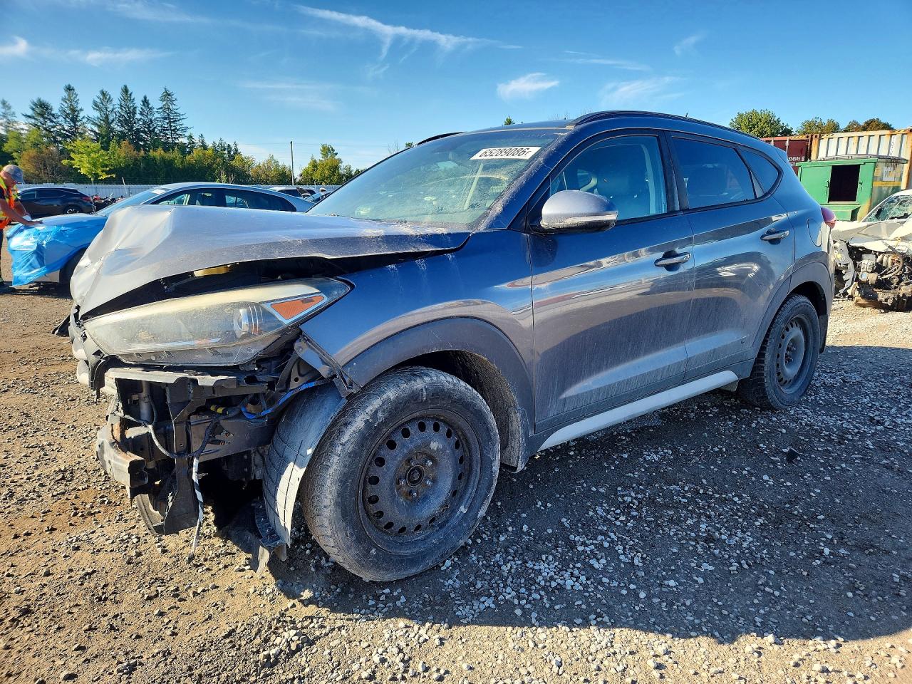2017 HYUNDAI TUCSON SE