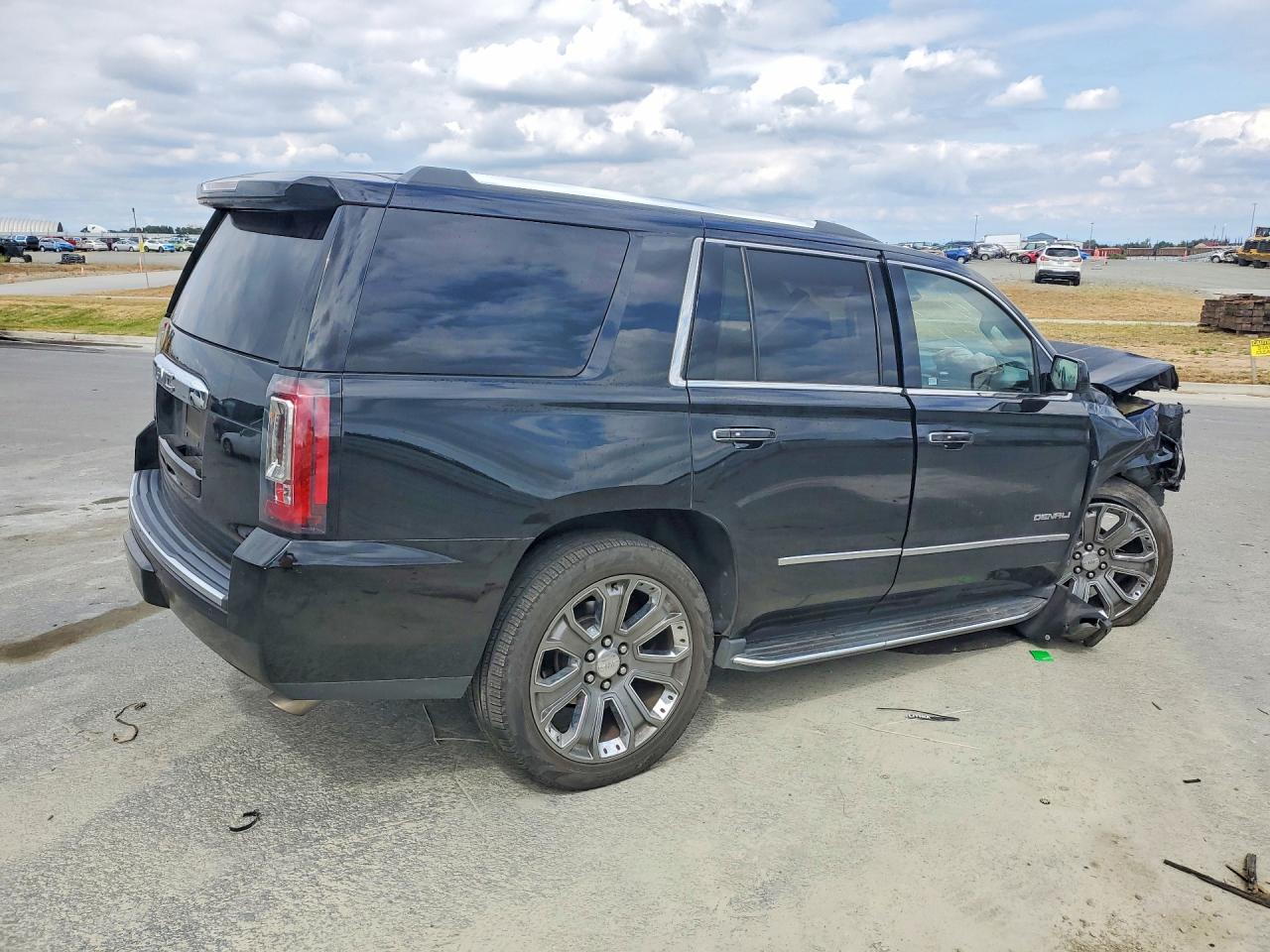 2016 GMC YUKON DENALI — снимка 3