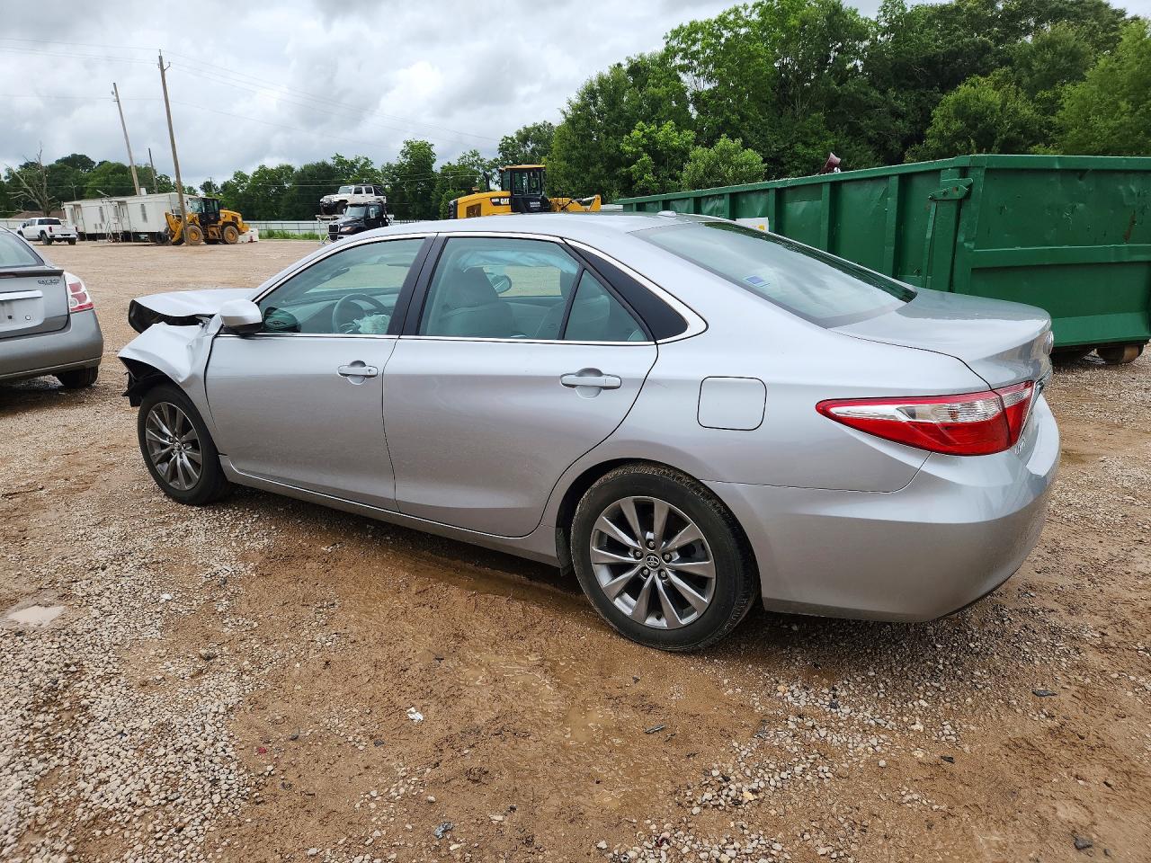 2017 TOYOTA CAMRY XLE — снимка 2