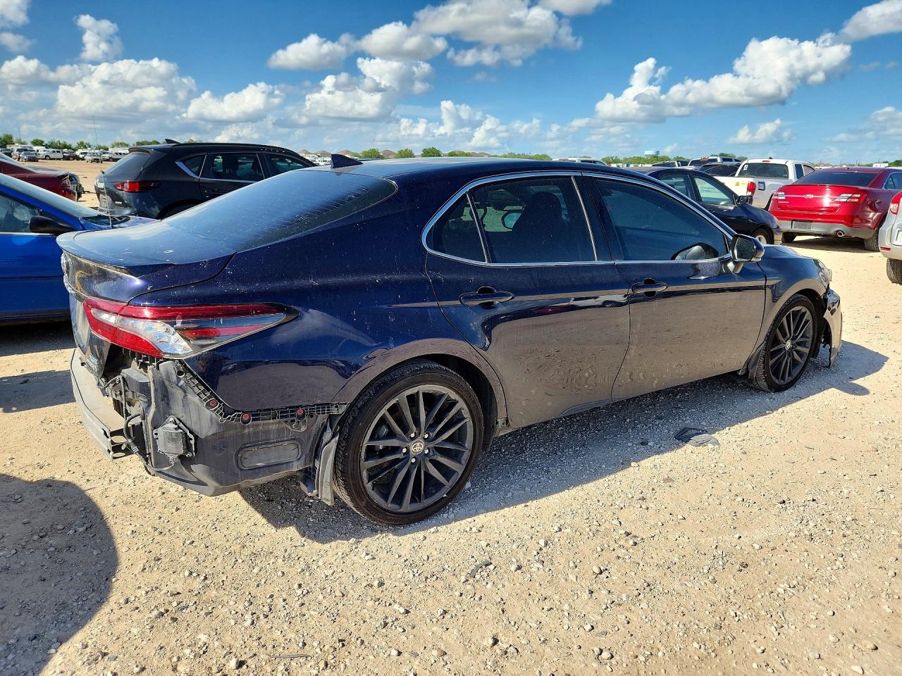 2022 TOYOTA CAMRY XSE — снимка 3