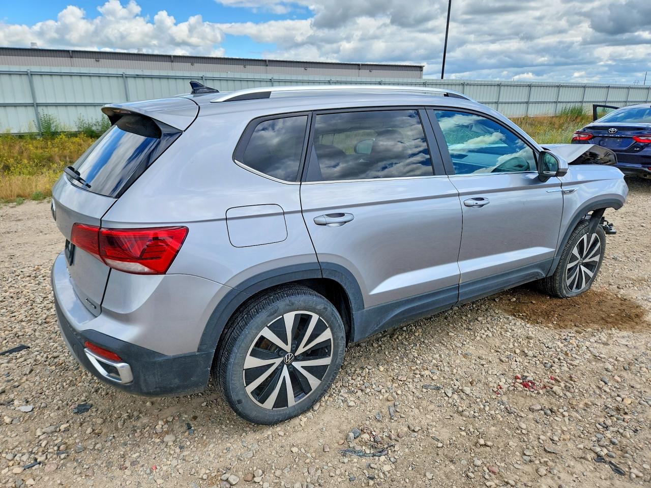 2023 VOLKSWAGEN TAOS SE — снимка 3