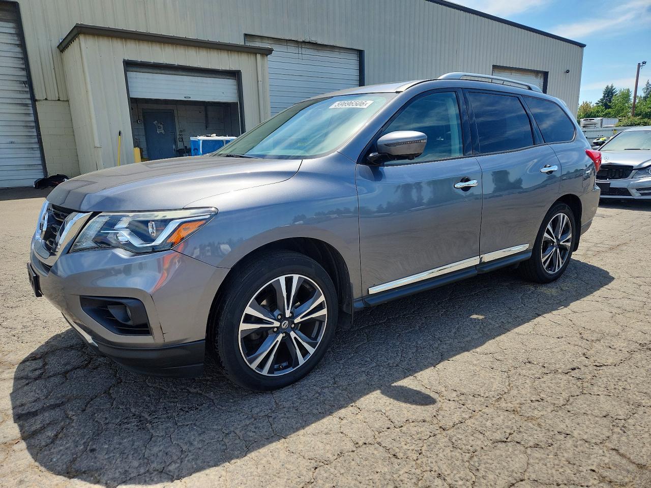 2017 NISSAN PATHFINDER PLATINUM