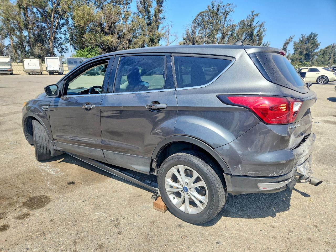 2019 FORD ESCAPE SE — снимка 2