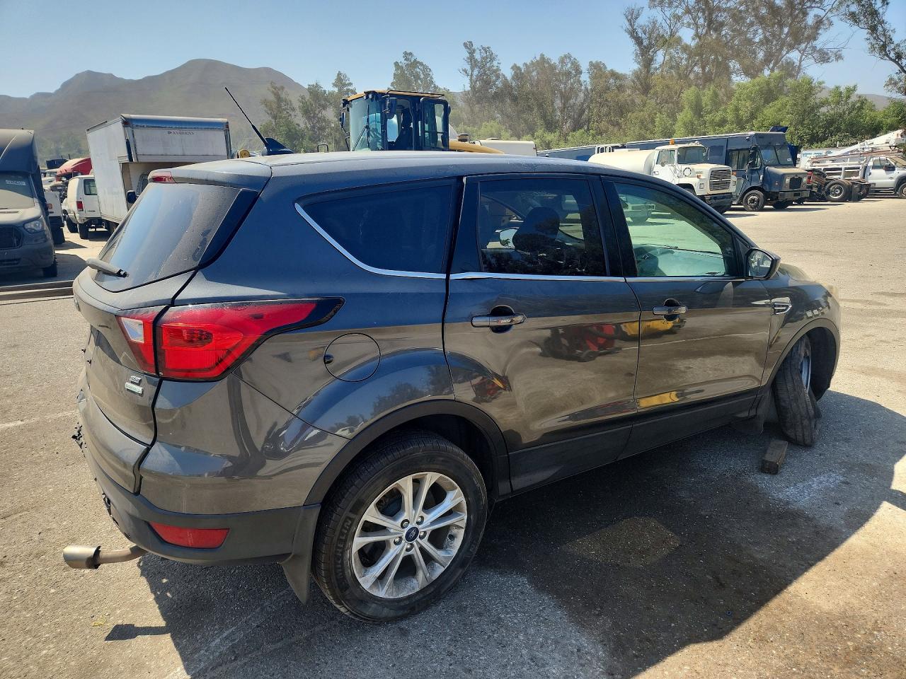 2019 FORD ESCAPE SE — снимка 3