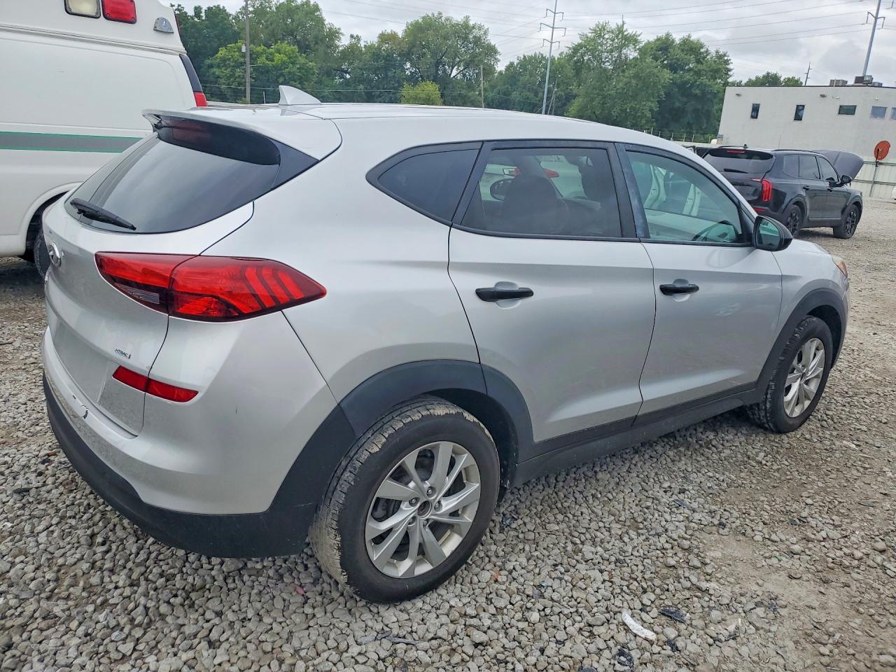 2019 HYUNDAI TUCSON SE — снимка 3