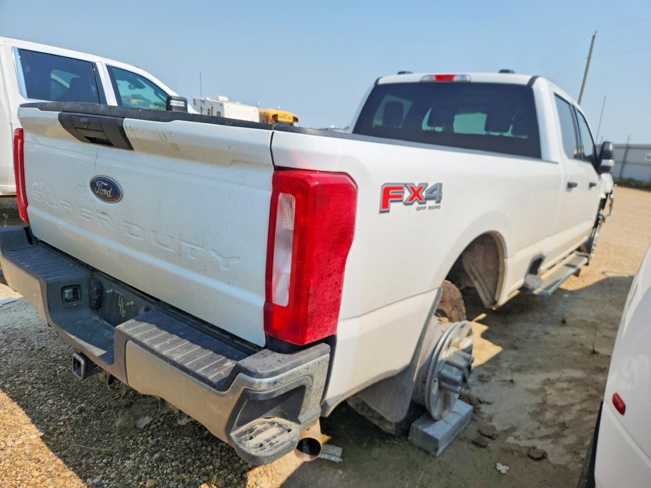 2024 FORD F250 — снимка 3