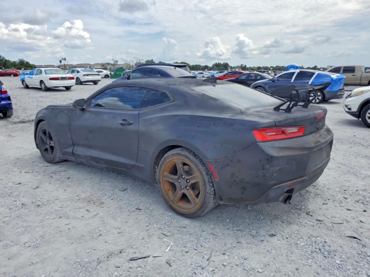 2017 CHEVROLET CAMARO LT — снимка 2