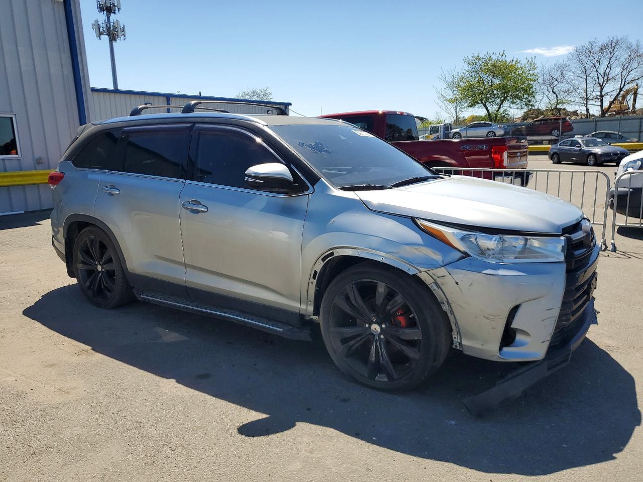2019 TOYOTA HIGHLANDER XLE — снимка 4