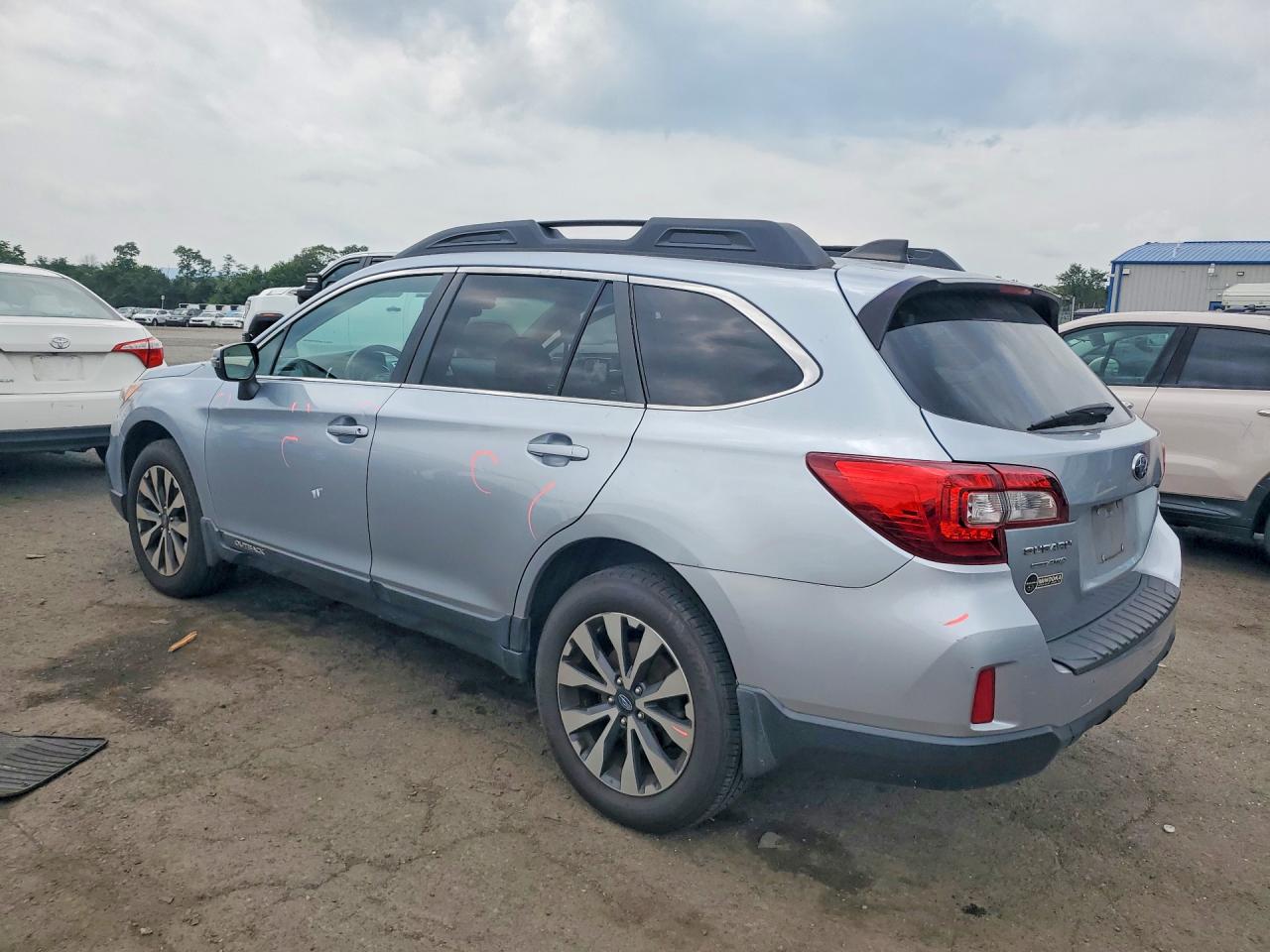 2017 SUBARU OUTBACK 2.5I LIMITED — снимка 2