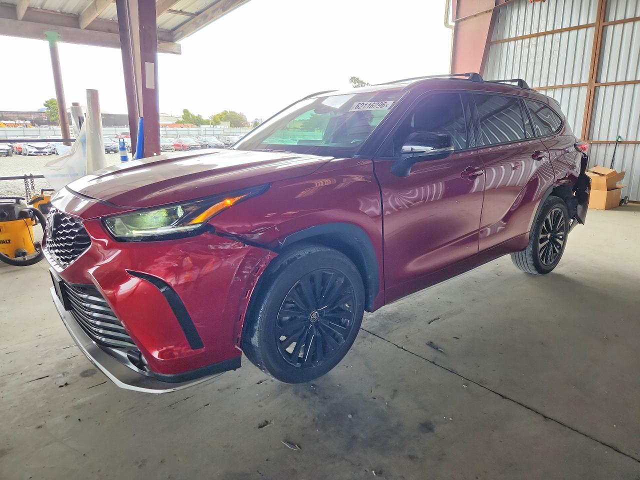 2024 TOYOTA HIGHLANDER XSE