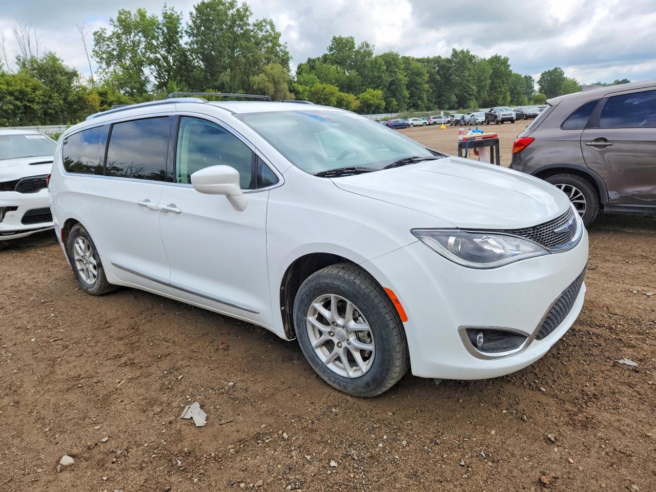 2020 CHRYSLER PACIFICA TOURING L — снимка 4
