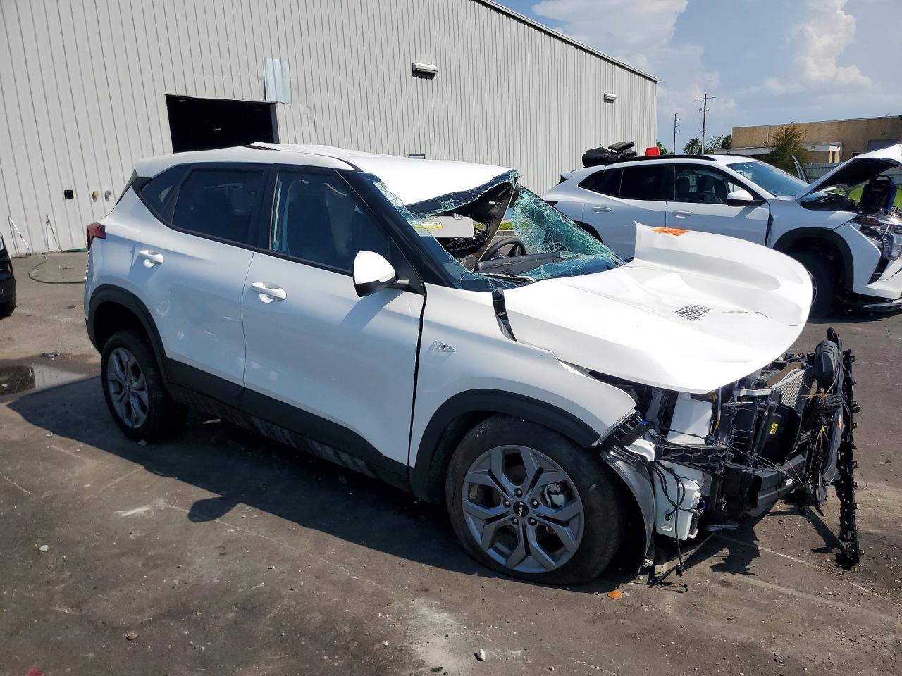 2026 KIA SELTOS LX — снимка 4