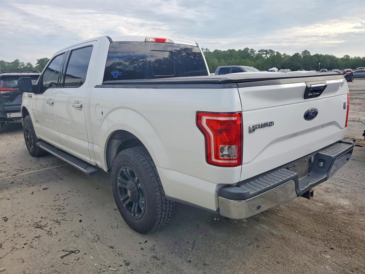 2015 FORD F150 SUPERCREW — снимка 2