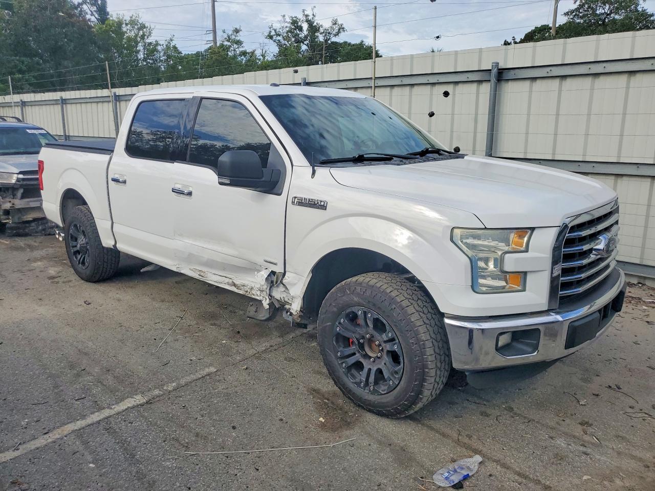2015 FORD F150 SUPERCREW — снимка 4