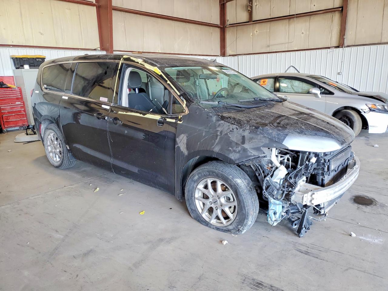 2022 CHRYSLER VOYAGER LX — снимка 4